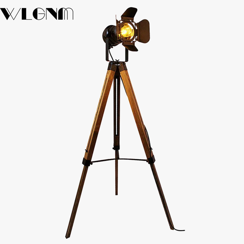 lampadaire moderne en bois avec tête de lumière réglable en fer