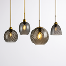 lustre moderne en verre décoratif pour intérieur élégant