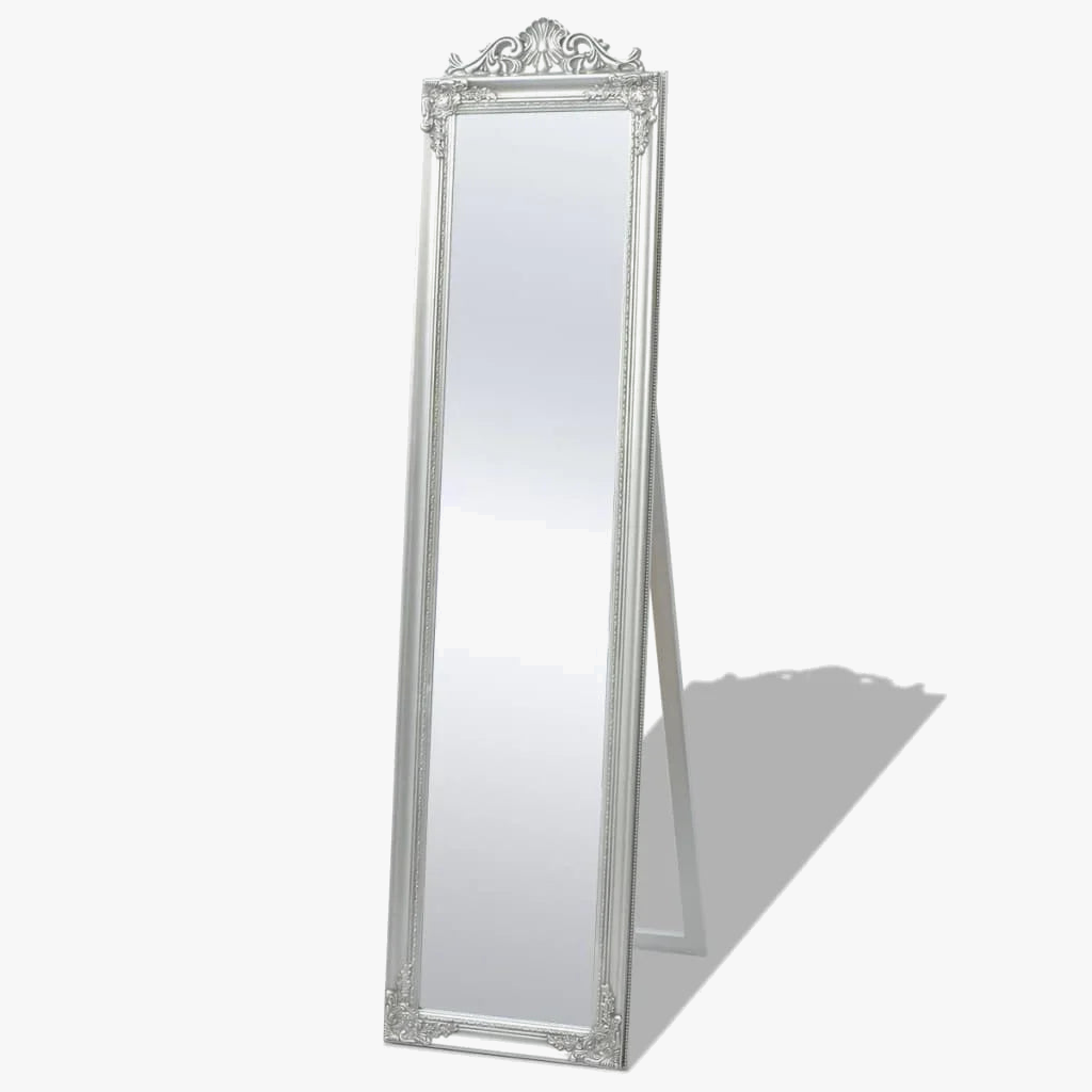 miroir baroque sur pied pour décoration intérieure élégante