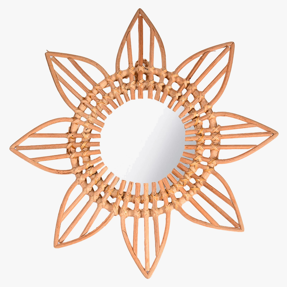 miroir décoratif en rotin pour une touche nordique