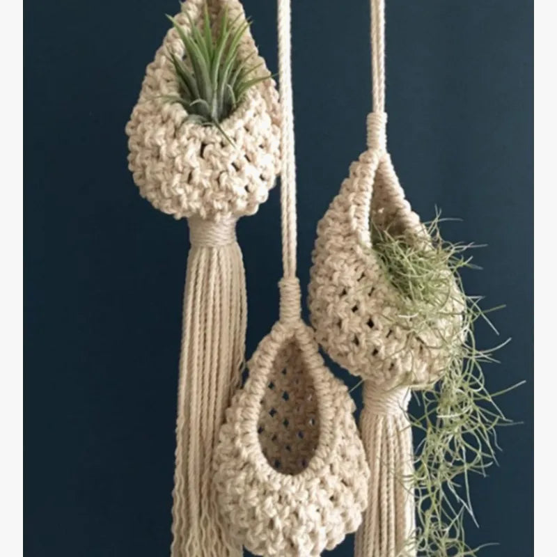 Panier suspendu en coton macramé en forme d'ananas pour décoration boho