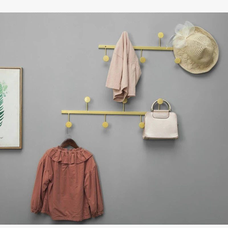 porte-v-tements-nordique-l-ger-pour-organisation-et-d-coration-int-rieure-4.png