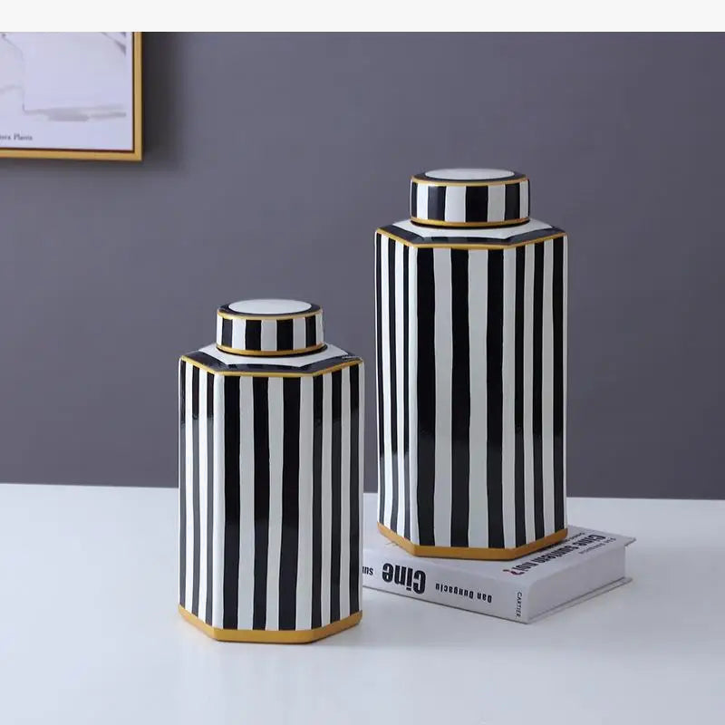 pot en céramique rayé avec couvercle pour rangement décoratif
