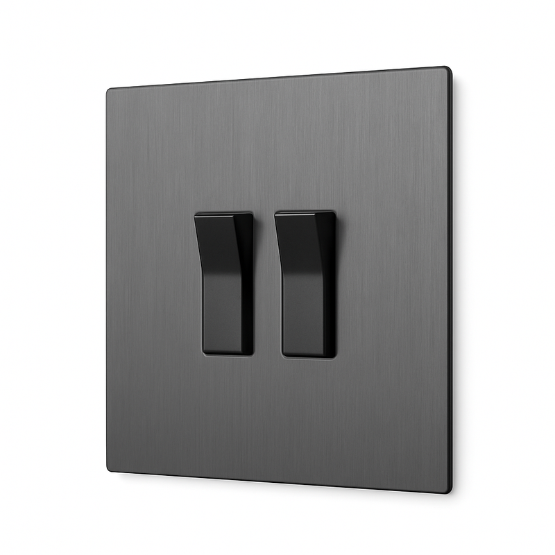 Prise électrique en acier gris foncé brossé