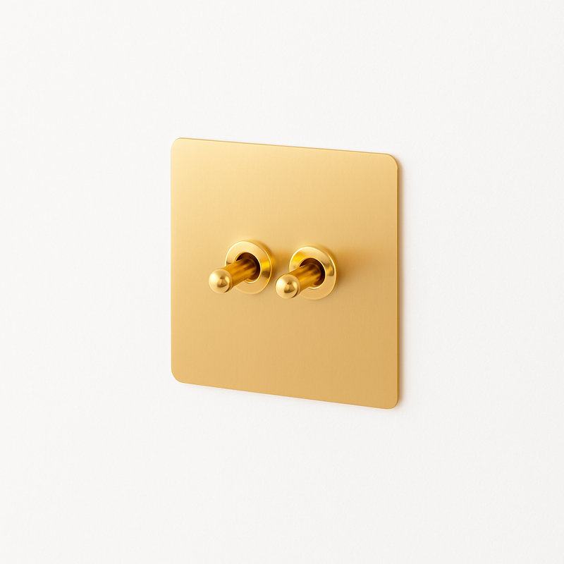 Prise électrique et double USB et USB type C en acier doré brossé et bords arrondis