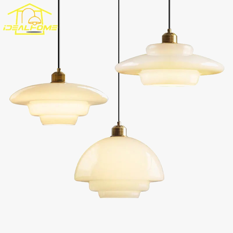 Suspension décoratives en verre de lait de styliste nordique