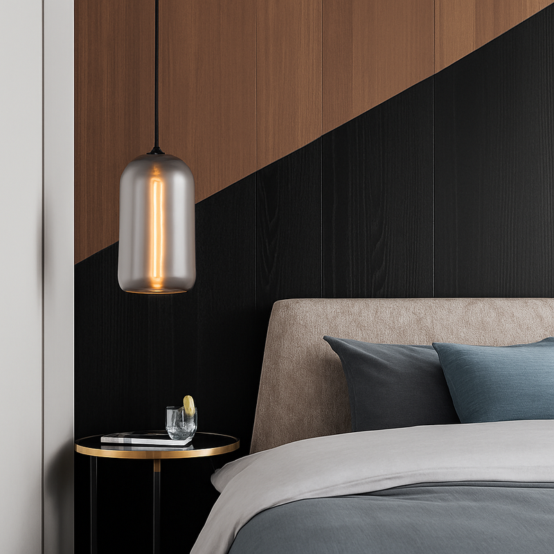 Suspension design LED aux formes arrondies en verre avec ampoule industrielle