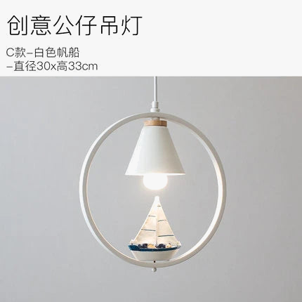 suspension-moderne-en-r-sine-avec-d-coration-de-poup-e-6.png