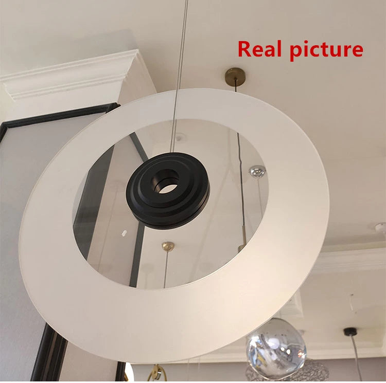 suspension-ronde-minimaliste-en-aluminium-et-verre-pour-espace-contemporain-7.png