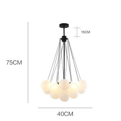Lustre design avec multiples boules en verre Triz