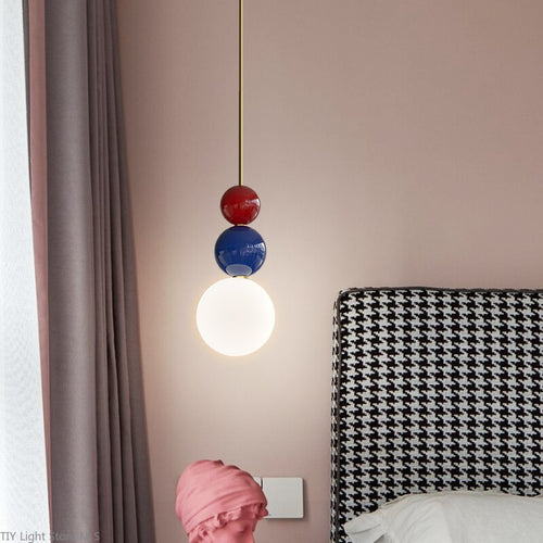 Suspension moderne en métal et boules colorés Ginna