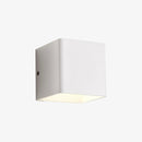 Applique murale cube coloré aux bords arrondis à LED