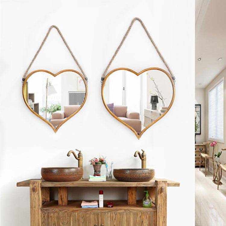 Miroir mural suspendu en forme de coeur Alloy - vue 3 sur 8