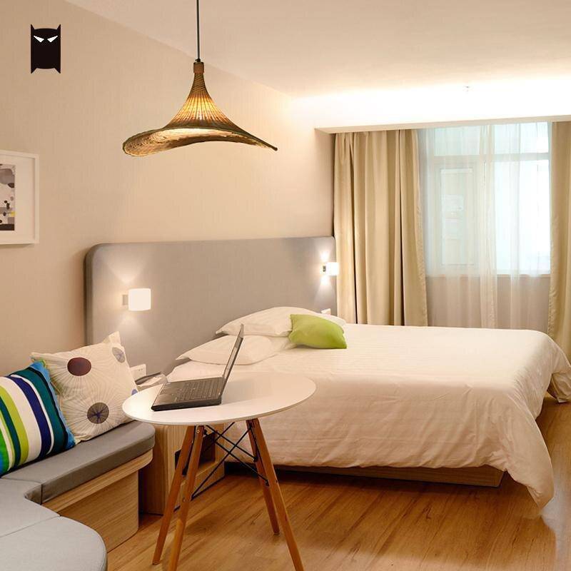 Lustre design en rotin LED avec abat-jour chapeau