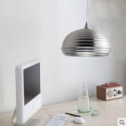Suspension design chromée en aluminium à LED