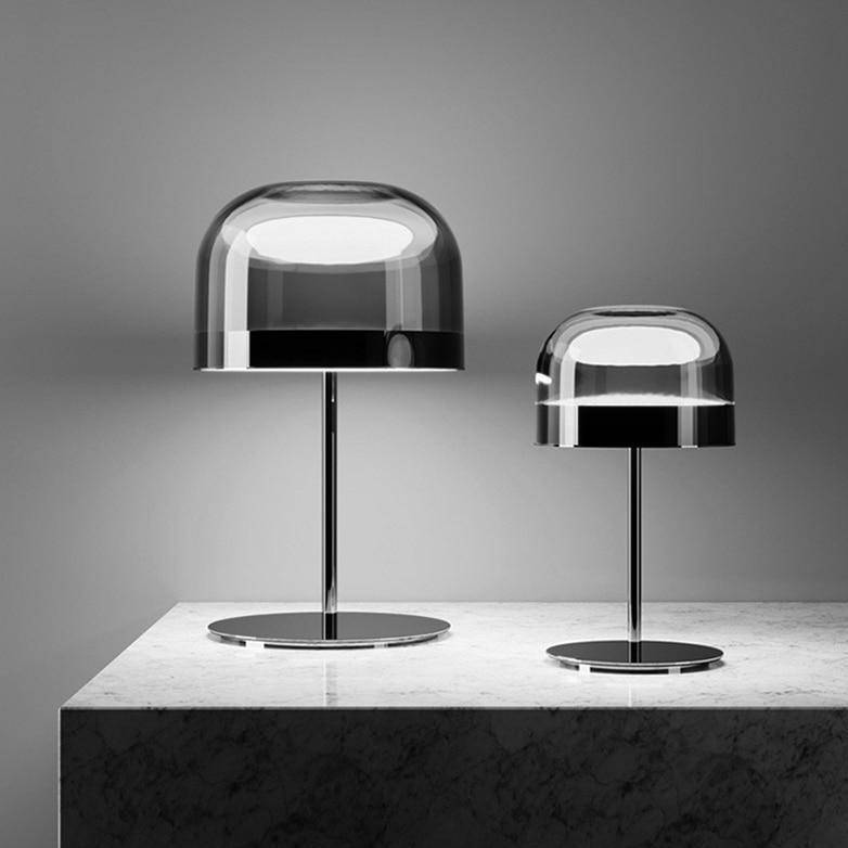 Lampe à poser design LED en métal avec abat-jour en verre style Mushroom