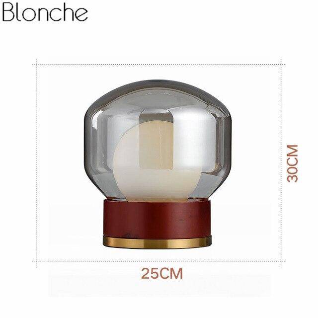 Lampe à poser design avec socle rétro doré et bois - vue 4 sur 6