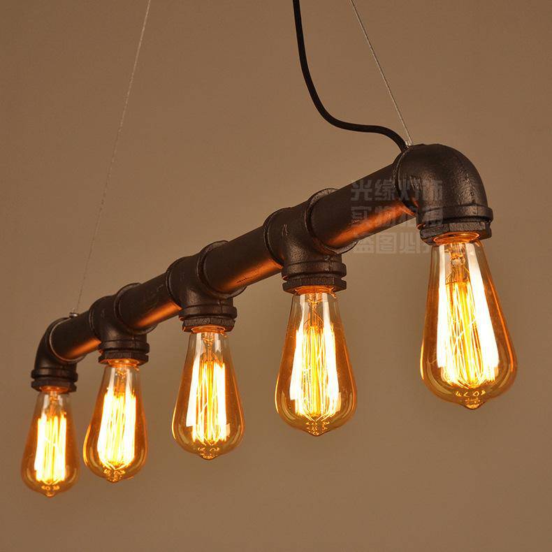 Suspension rustique style industriel avec plusieurs lampes