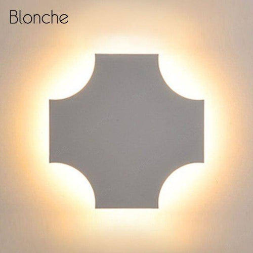 Applique murale design à LED en métal aux formes géométriques Light