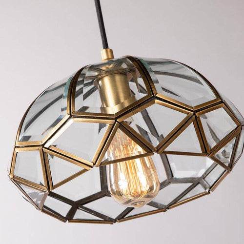 Suspension design LED avec abat-jour géométrique en verre et métal doré