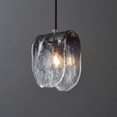 Suspension design LED dorée avec abat-jour en tuile de verre
