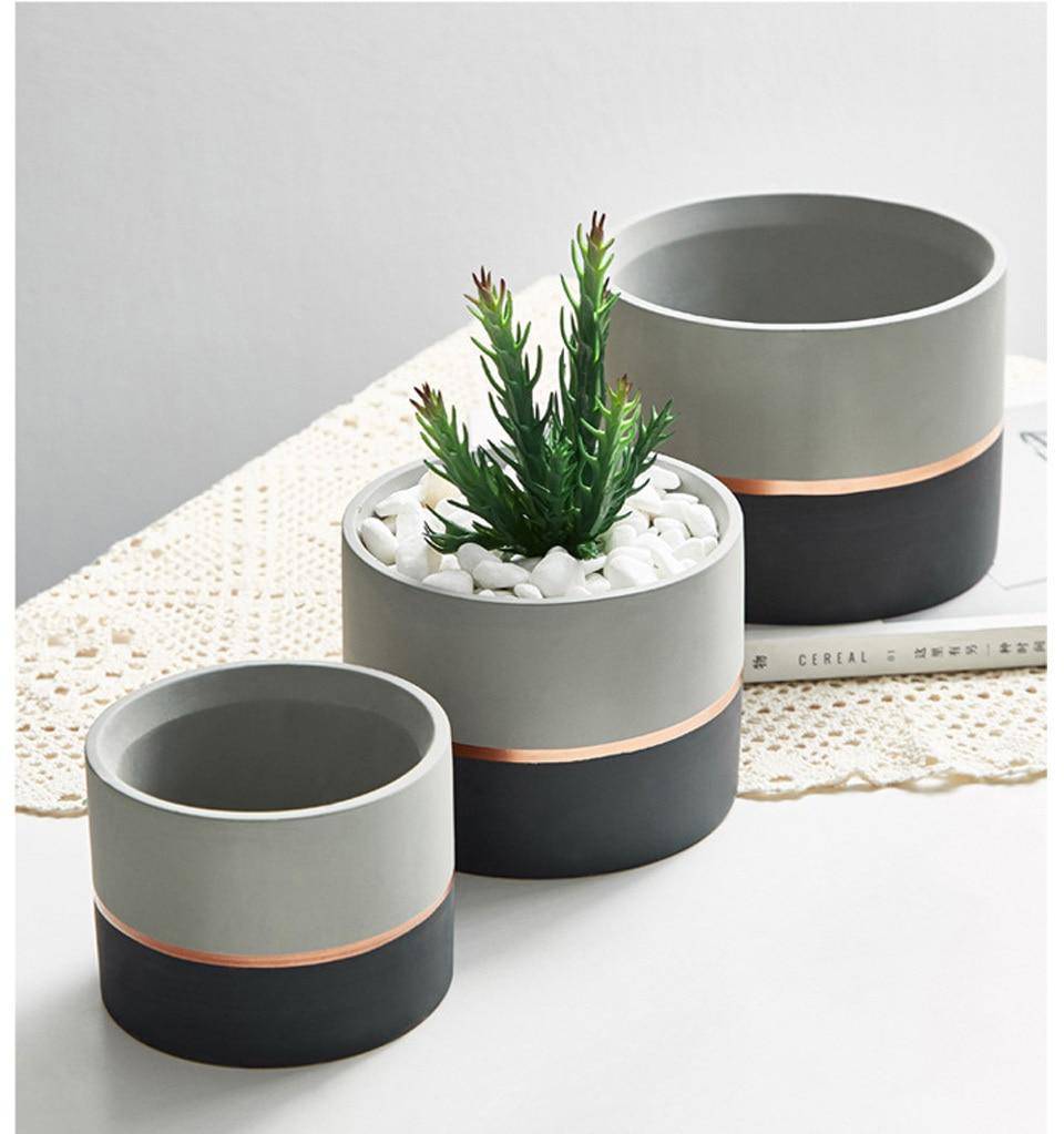 Cache-pot sur pied bas design effet ciment Ultra - vue 8 sur 12