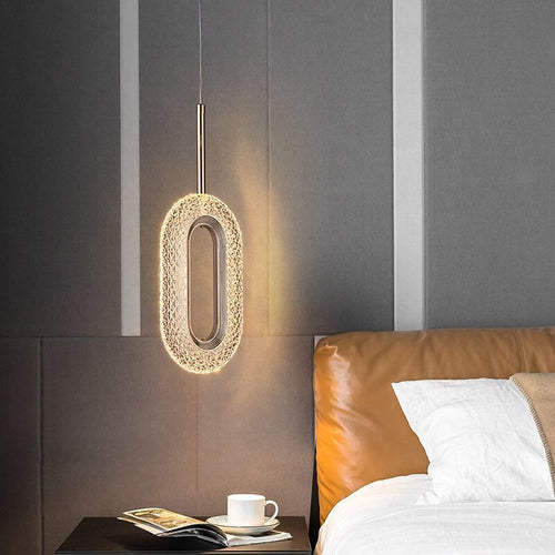 Suspension moderne LED forme ovale et dorée Elaia