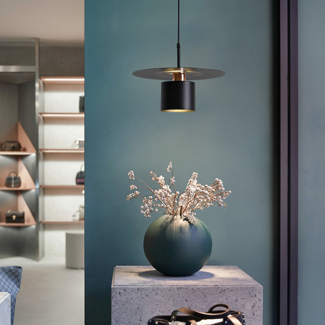 Suspension design avec abat-jour cylindrique Roscot