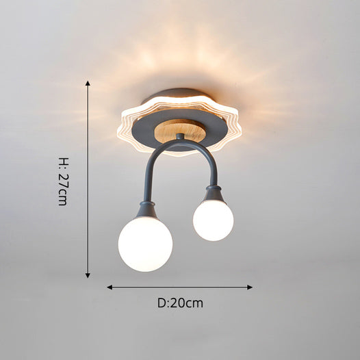 Plafonnier design avec des formes originales en métal Basil