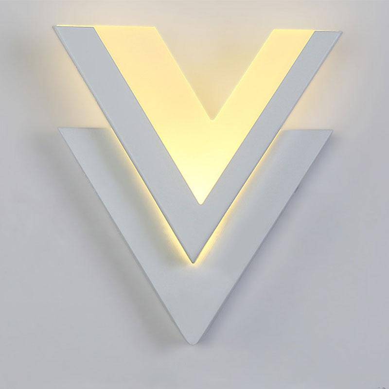 Applique murale LED en forme de V - vue 3 sur 4