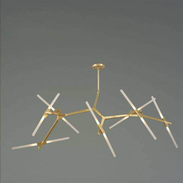 Lustre design scandinave avec plusieurs branches en tube