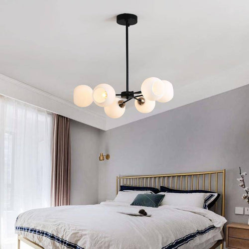Lustre industriel avec plusieurs boules de verre Foyer
