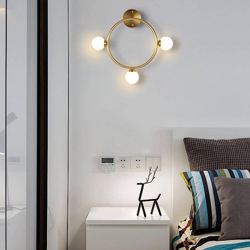Applique murale moderne LED dorée avec plusieurs points lumineux - vue 3 sur 7