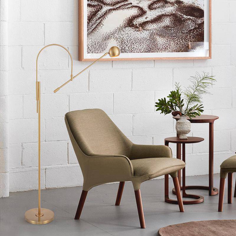 Lampadaire design doré arrondi Designer - vue 3 sur 5