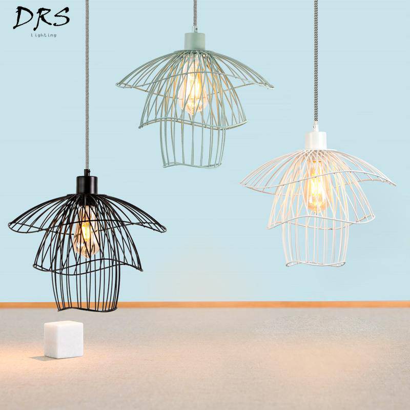 Suspension design en cage de couleur Concise - vue 3 sur 8