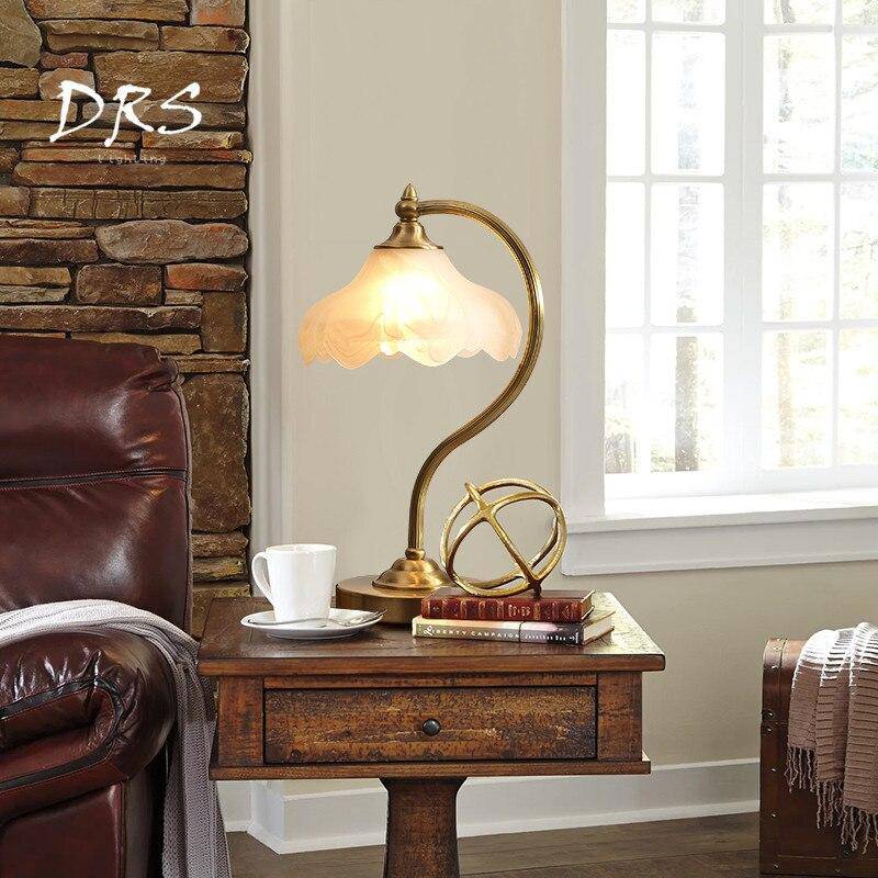 Lampe à poser doré avec abat-jour en verre Copper - vue 6 sur 6