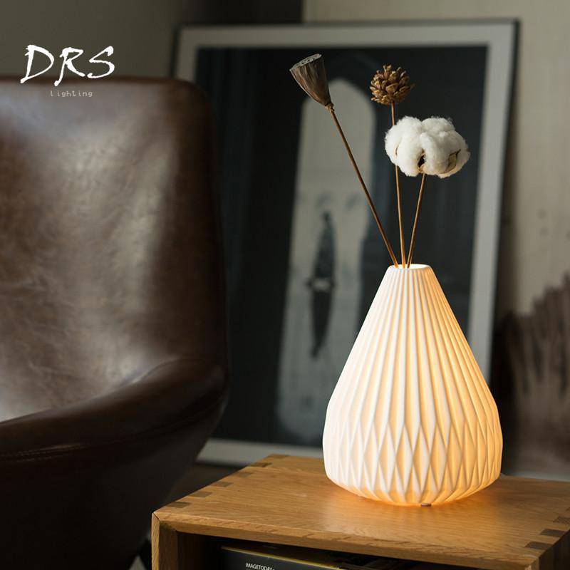 Lampe de chevet en vase creux Deco - vue 3 sur 9