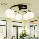 Plafonnier LED en spirale avec boules de verre Ball