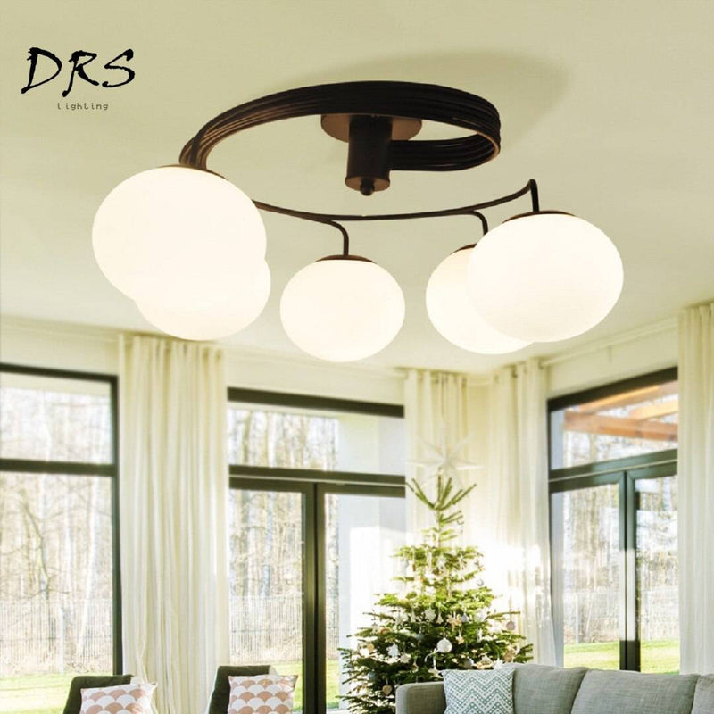 Plafonnier LED en spirale avec boules de verre Ball
